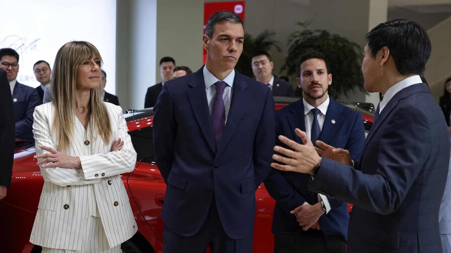 La Fiscalía española recurre el procesamiento de la esposa de Pedro Sánchez