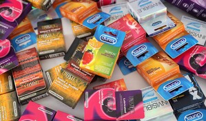 La guerra en Medio Oriente afecta a la empresa matriz de los preservativos Durex