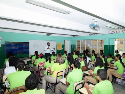 En RD, más de 52 mil adolescentes optaron por la deserción escolar