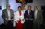 Entregan el Premio Pluma a la Excelencia Logomarca 2026 a destacadas personalidades