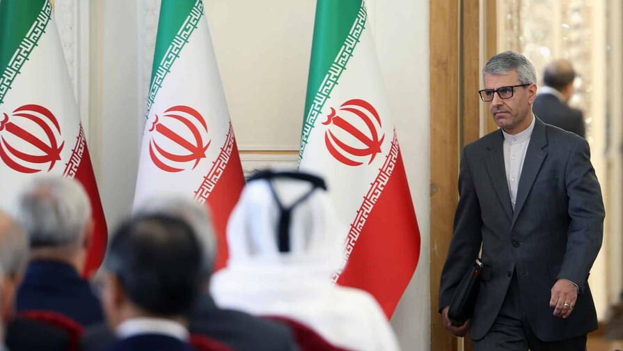 Irán dice que ha acordado con Omán una nueva ruta de navegación en Ormuz Irán dice que ha acordado con Omán una nueva ruta de navegación en Ormuz