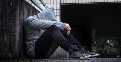 Suicidios de menores encienden alarmas ante la brecha familiar y el entorno digital