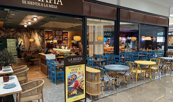Los restaurantes La Mafia cambian de marca en Espa&ntilde;a tras una pol&eacute;mica con el nombre