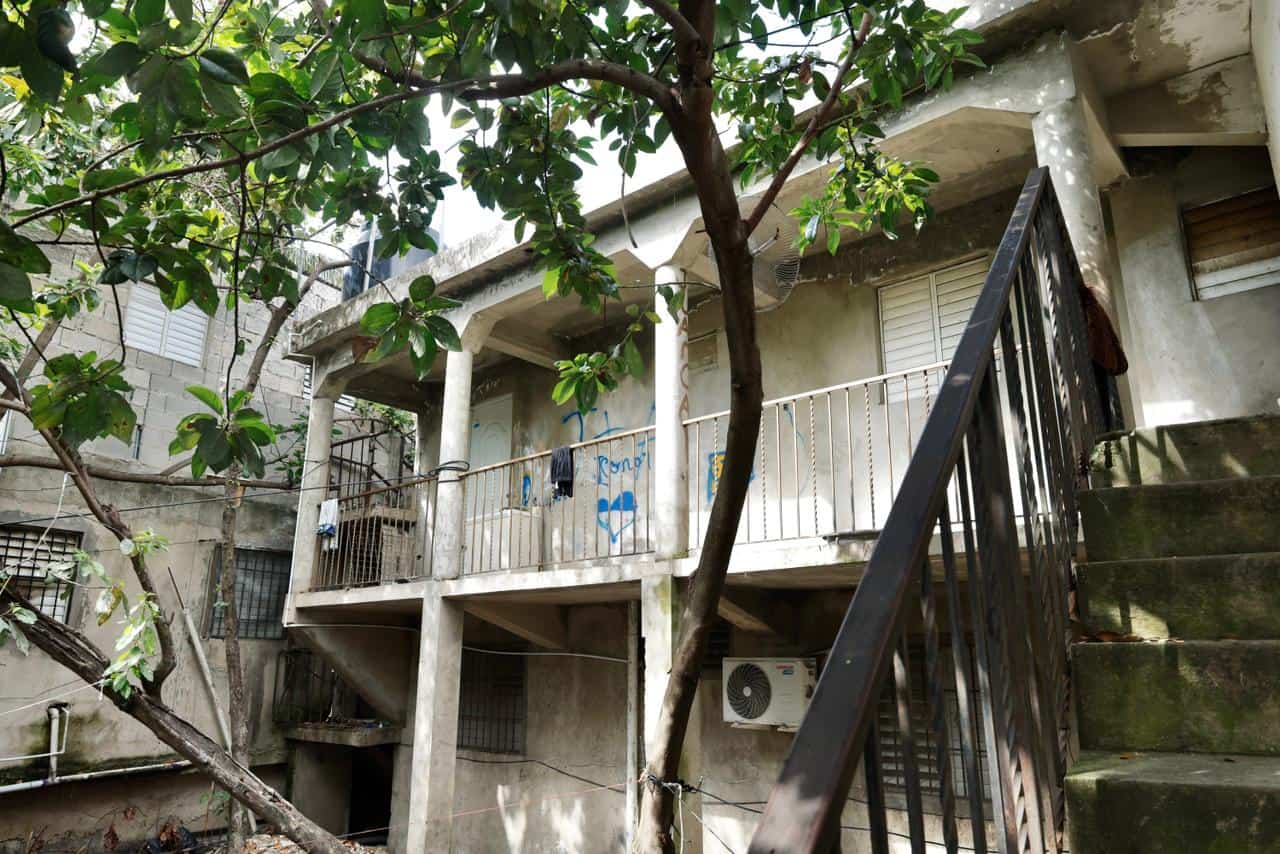 Vivienda donde resid&iacute;a la menor junto a su padre y sus hermanos, en Los Girasoles I.