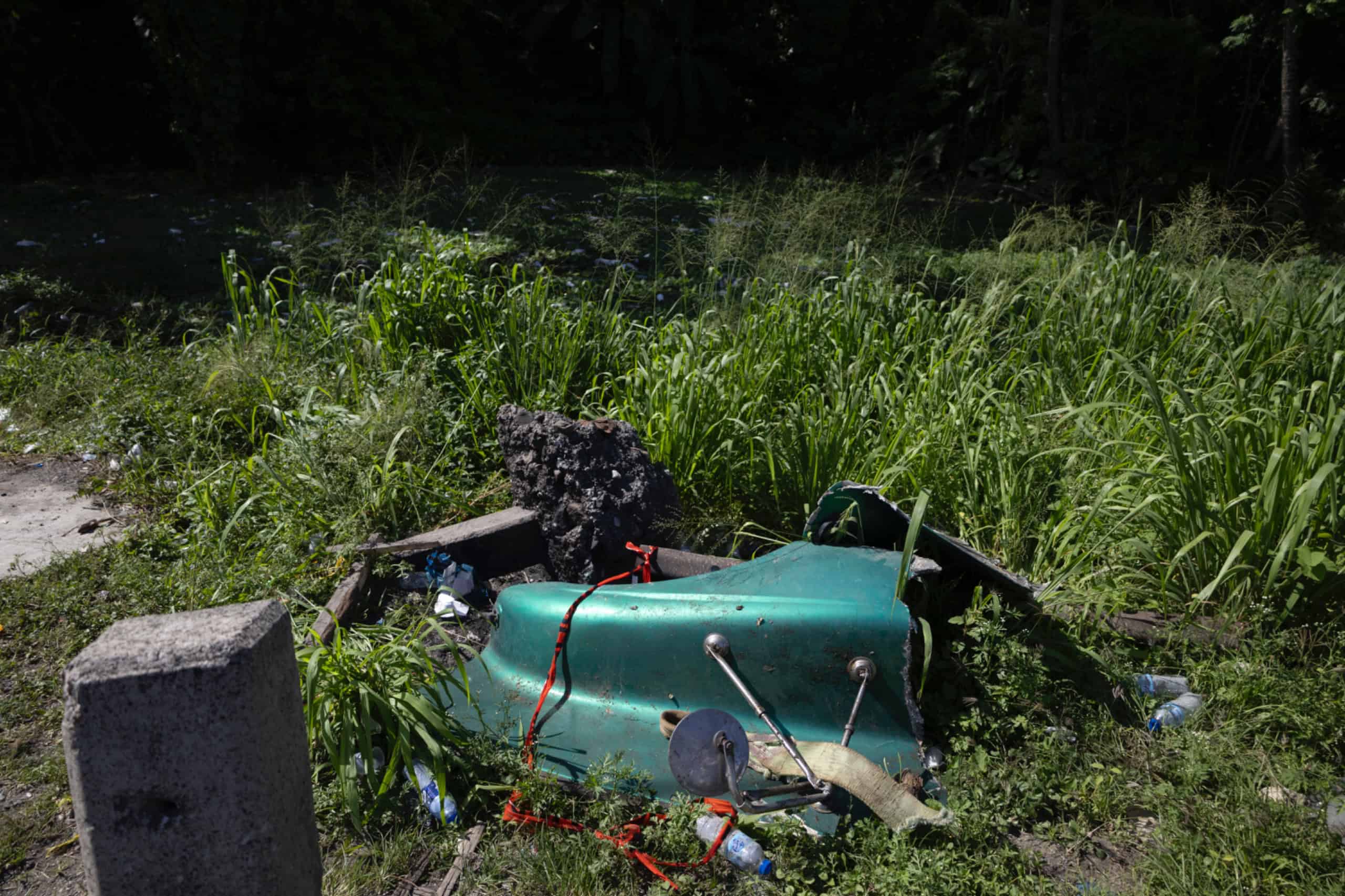 Restos del cami&oacute;n del accidente en la 6 de Noviembre.