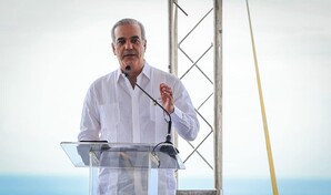 Abinader solicita propuesta para intervenir litoral suroeste del Malec&oacute;n de Santo Domingo