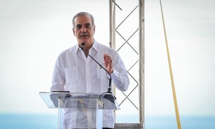 Abinader solicita propuesta para intervenir litoral suroeste del Malec&oacute;n de Santo Domingo