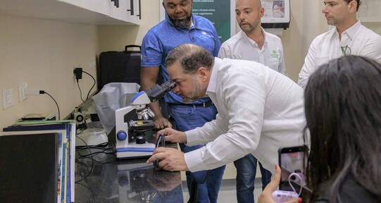 Inauguran centro dedicado al estudio y conservaci&oacute;n de los corales en el pa&iacute;s