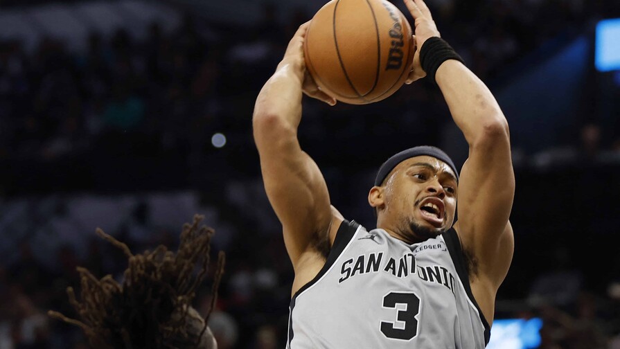 El alero Keldon Johnson, de los Spurs, elegido Mejor Sexto Hombre de la NBA
