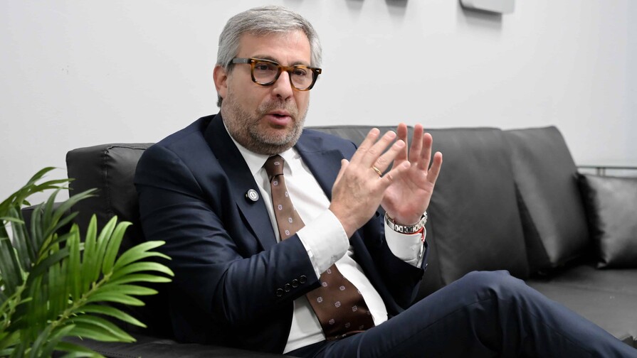 Fiscalía de Perú solicita arresto del organizador de elecciones generales