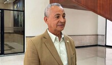 Someten proyecto de ley para entregar un veh&iacute;culo a cada legislador y eliminar exoneraciones