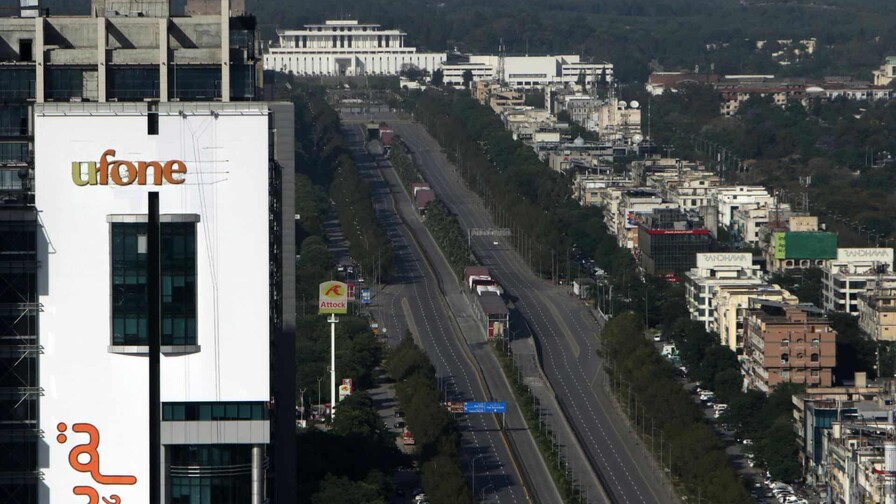 Las esperanzas para unas conversaciones de paz inmediatas se difuminan en Islamabad