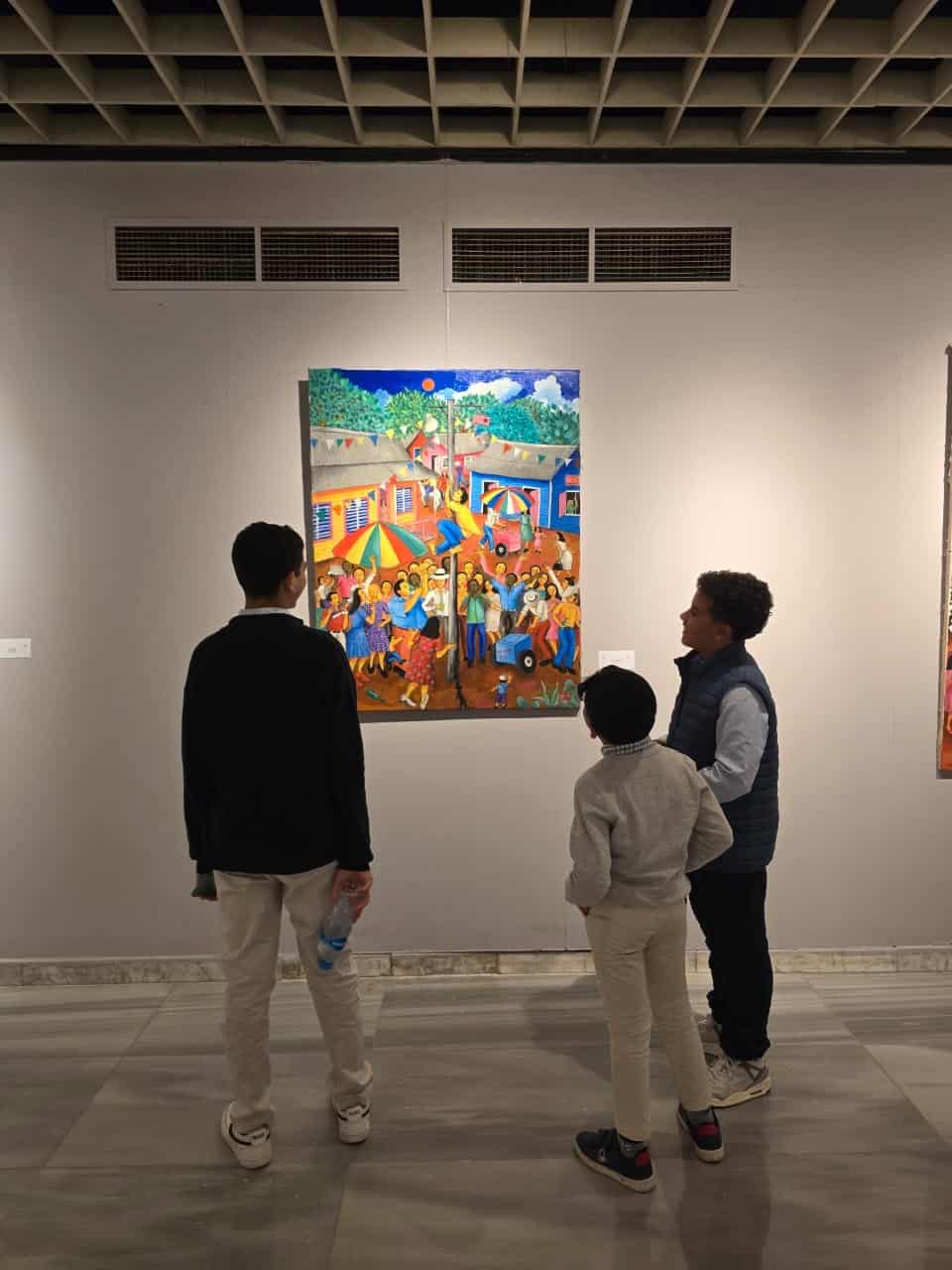 Ni&ntilde;os y j&oacute;venes egipcios conocieron la muestra.