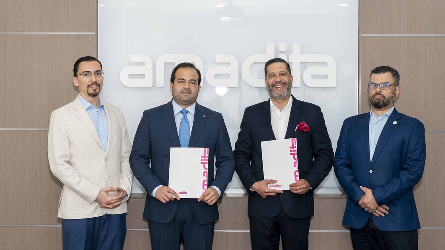 Amadita Laboratorio Clínico y Spine Center firman acuerdo de colaboración