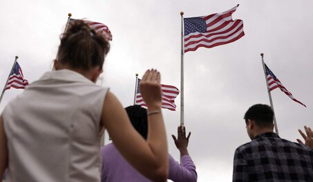 EE. UU. se prepara para revocar la ciudadan&iacute;a de m&aacute;s de 350 personas