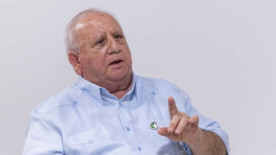 Salud Pública pide al Mescyt validar las acreditaciones profesionales del doctor Ernesto Fadul Salud Pública pide al Mescyt validar las acreditaciones profesionales del doctor Ernesto Fadul