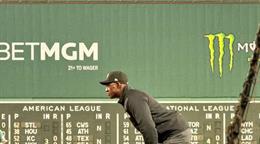 De Ram&oacute;n Ferrer a F&eacute;lix Ne&oacute;n: &aacute;rbitros dominicanos avanzan hacia las Grandes Ligas