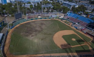 Kelvin Cruz califica de inaceptable situaci&oacute;n actual del terreno del Quisqueya