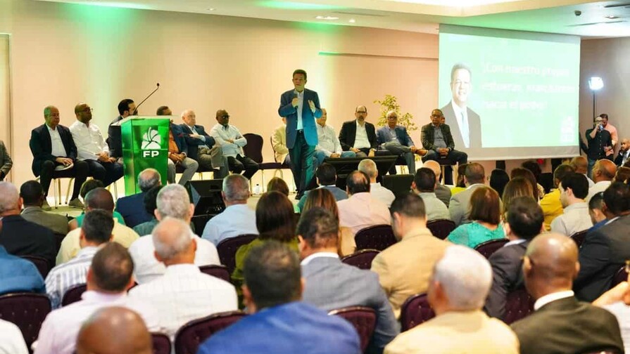 Leonel Fern&aacute;ndez encabeza este fin de semana encuentros internos de la Fuerza del Pueblo