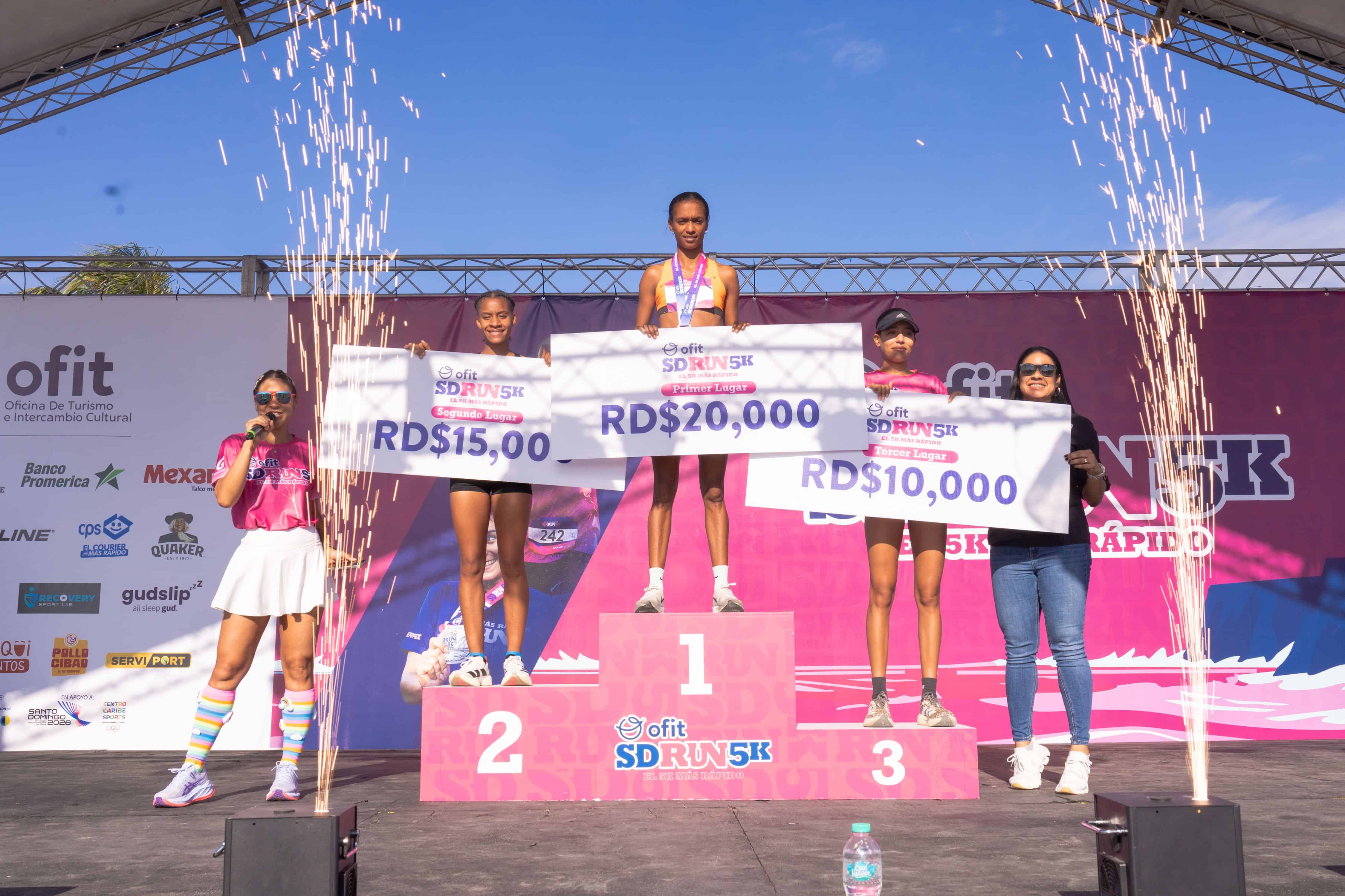 Anayelis Ramírez, Soranyi Rodríguez y Viajeisy Jiménez fueron las ganadoras femeninas dle evento.
