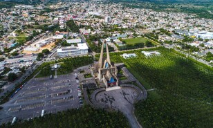 Hig&uuml;ey crece sin control: expansi&oacute;n urbana supera la capacidad del territorio