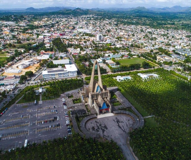 Hig&uuml;ey crece sin control: expansi&oacute;n urbana supera la capacidad del territorio