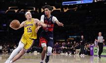 Reaves podr&iacute;a volver a los Lakers para el tercer juego contra los Rockets