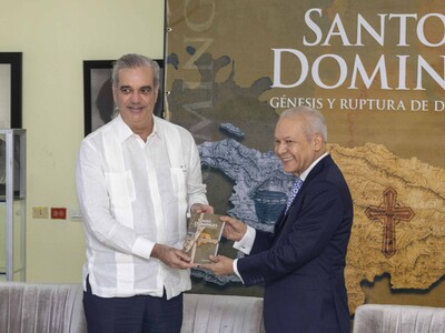 Rafael Núñez pone en circulación libro