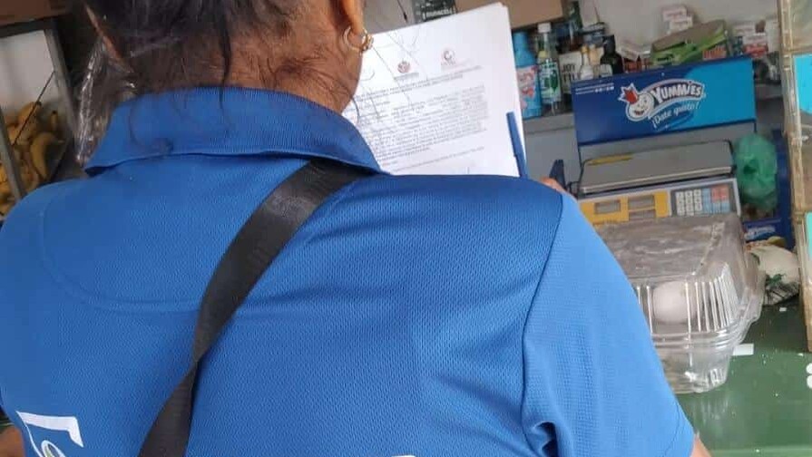 Pro Consumidor retira de colmados bicarbonato y especias sin registro sanitario