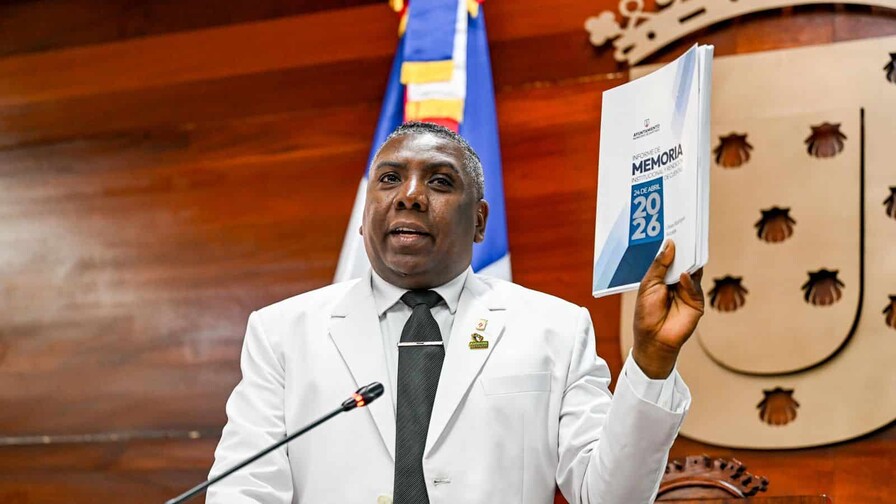 Ratifican a Cholo D&acute; &Oacute;leo como presidente del Concejo de Regidores de Santiago 2026-2027