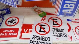 Se&ntilde;ales de tr&aacute;nsito en Rep&uacute;blica Dominicana: &iquest;qui&eacute;n puede colocarlas y cu&aacute;ndo son v&aacute;lidas?