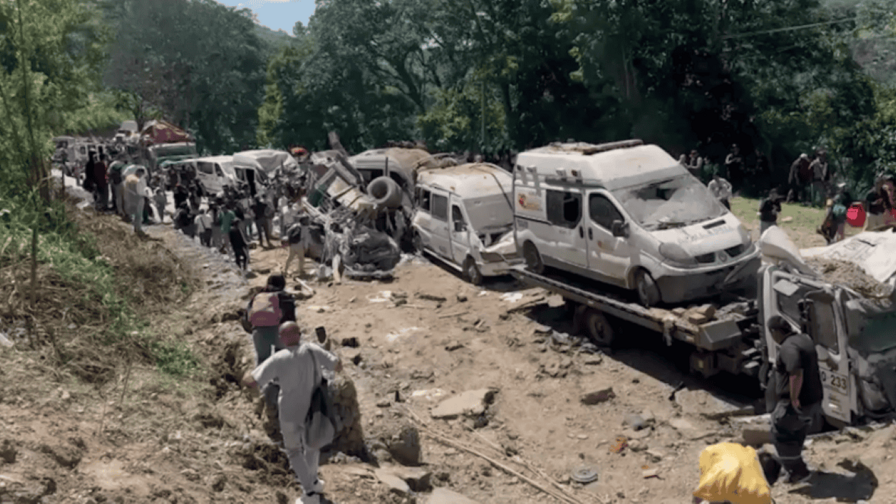 Atentado con bomba causa siete muertos en Colombia en medio de ola de violencia