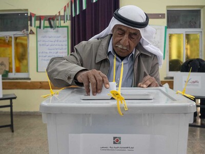 Palestinos votan en primeras elecciones desde guerra en Gaza