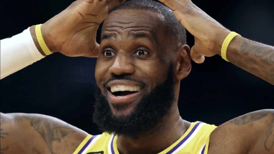 Lakers quedan a un juego de la segunda ronda; Tatum impulsa a los Celtics y los