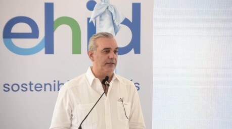 Abinader resalta impacto de carretera Tavera–Jarabacoa y destaca v&iacute;nculo familiar con la zona