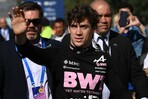 Colapinto re&uacute;ne a m&aacute;s de 500.000 personas en show callejero de F1 en Buenos Aires