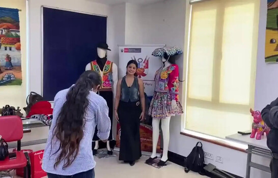 Paella, merengue y f&uacute;tbol: as&iacute; celebran el D&iacute;a del Espa&ntilde;ol en la India