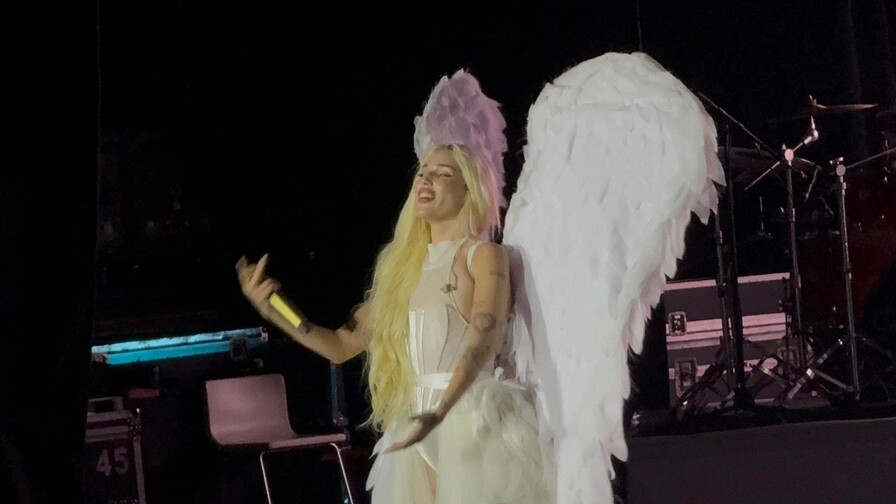 Elena Rose brinda un concierto que toca el alma en Santo Domingo