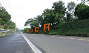 Abinader ordena estudios para ampliar a cuatro carriles la autopista Ram&oacute;n C&aacute;ceres de Moca