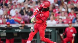 Elly de la Cruz conecta cuadrangular en el triunfo de los Rojos de Cincinnati