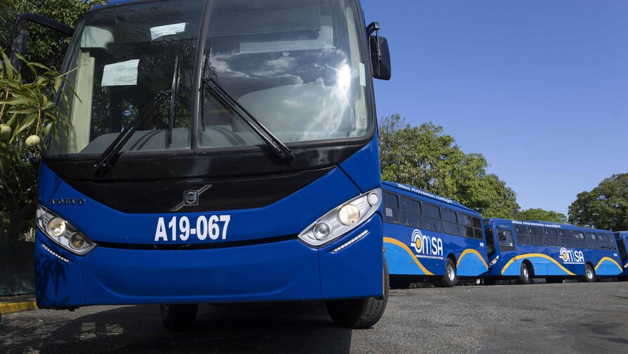 La Omsa relanza el Corredor 27 de Febrero con 15  autobuses renovados