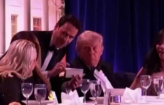 Trump vuelve a la cena de corresponsales tres meses despu&eacute;s de ca&oacute;tico tiroteo