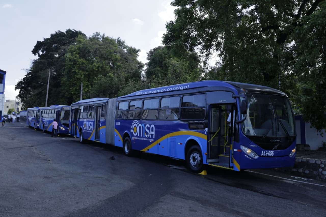 La Omsa cambi&oacute; su l&iacute;nea gr&aacute;fica con nuevos colores como el azul y el amarillo, dejando atr&aacute;s el verde que durante a&ntilde;os fue el color s&iacute;mbolo de la entidad.<br><br>