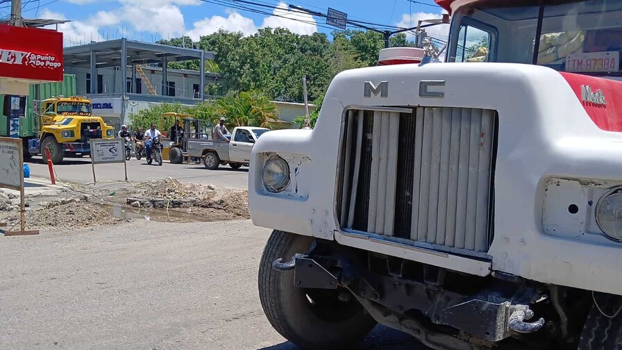 Dajab&oacute;n enfrenta un caos vehicular por congesti&oacute;n en el tr&aacute;nsito