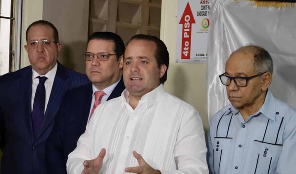 Gobierno convocar&aacute; a partidos minoritarios para di&aacute;logo sobre impacto de crisis internacional