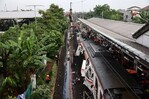 Un vag&oacute;n solo para ellas: las 15 v&iacute;ctimas del letal choque de tren indonesio son mujeres