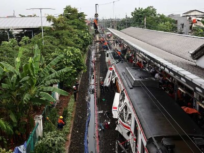 15 víctimas del choque de trenes en Yakarta son mujeres