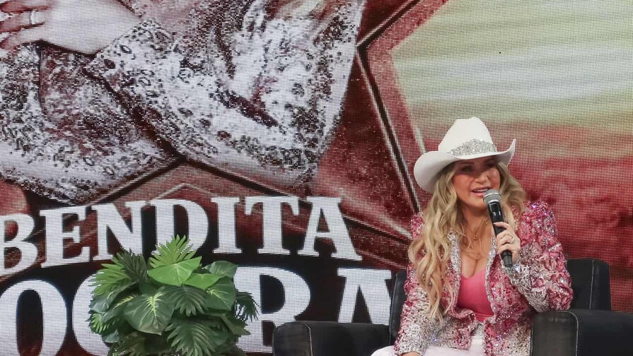 Alicia Villarreal presenta Bendita locura, su gira musical m&aacute;s valiente