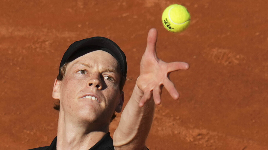 Sinner avanza sin apuros en Madrid y se cita con J&oacute;dar en cuartos