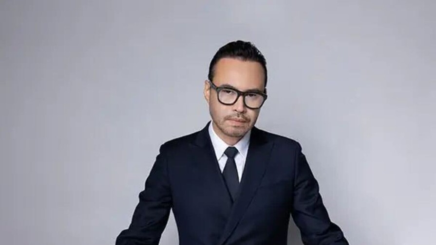 Arquitectura en movimiento": Carlos Campos New York presenta su colecci&oacute;n Primavera/Verano 2026